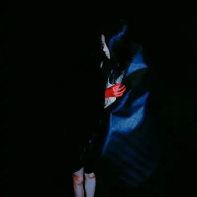 特别丧的女生头像血腥恐怖头像吓死人不偿命