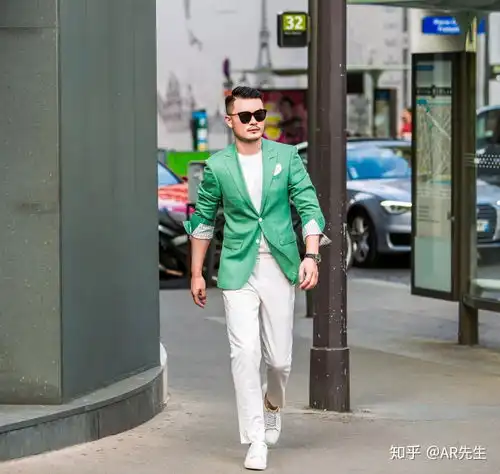 男士西装搭配技巧怎样穿西服不踩雷