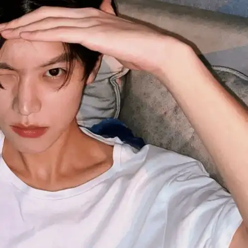 找了一组好看的微信头像,试试