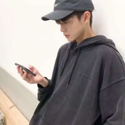 男生头像帅气真人好看款款独行,才不至倾溢.