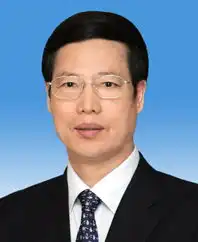 主题发现新大地群