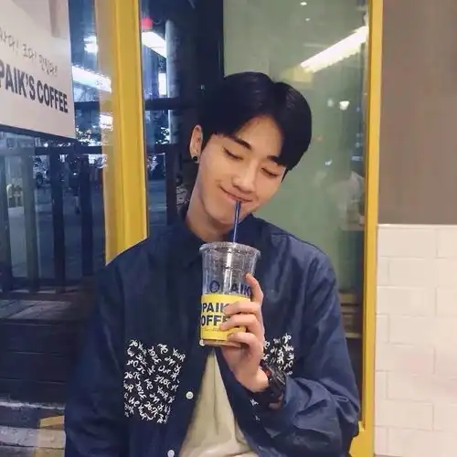 男生头像如果你足够勇敢说再见,生活就会奖励你一个新的开始