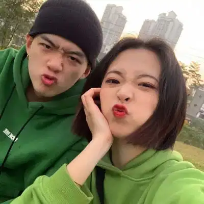 情头像情侣双人两张甜一对两张可爱超甜的情头