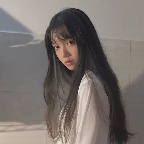 今日份头像我喜欢让我一瞬间想到永远的东西