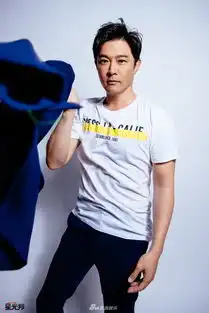 组图黄维德写真随性简洁尽显熟男顽味风