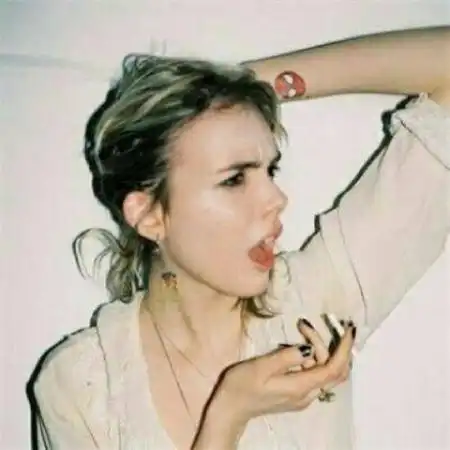 成熟高冷欧美女生头像,有着一颗蠢蠢欲动的心