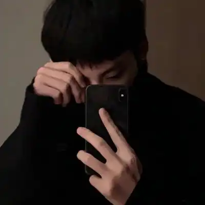 手控风格ins部位成熟酷男头