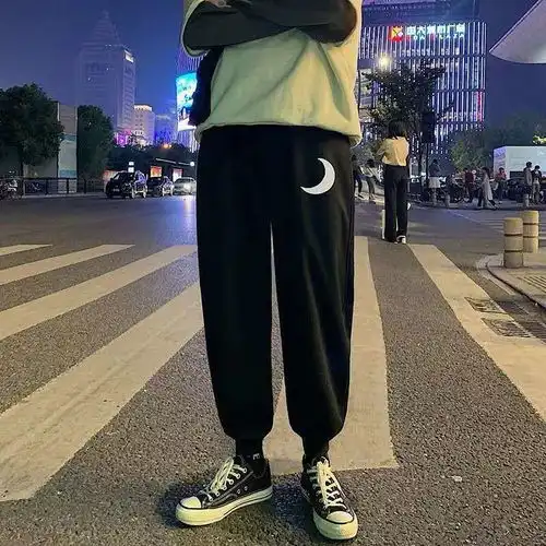 反光印花休闲裤男潮牌春夏款港风宽松束脚九分裤薄款运动卫裤子男