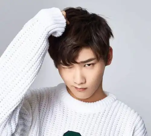 遇龙扑街后,祝绪丹下部剧终于找对了男主角,绅士气质十足