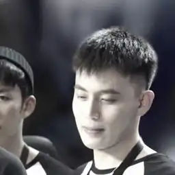 亲爱的热爱的韩商言退役另有隐情,有谁注意到幕后真凶的坏笑了