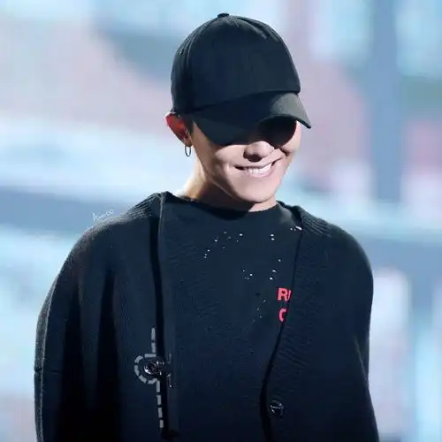 商场同款学生夏季棒球帽鸭舌帽男士帽子韩版潮流夏季黑色白色