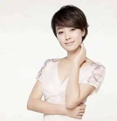 马伊琍短发发型超有气质的明星辣妈格外知性