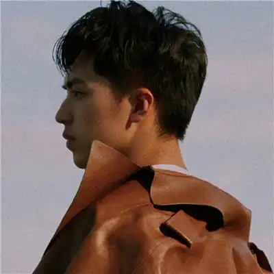 气质超拽霸气男生qq头像男生欧美风格qq头像