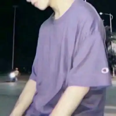 情侣头像真人两张配对攻上眉头存在心头