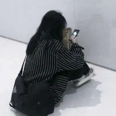 酷酷的头像女生黑白酷酷的qq头像女生霸气