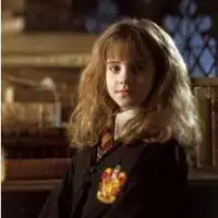 哈利波特艾玛沃特森小时候剧照头像微信头像图片大全