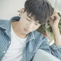 闭目遐想小清新男生头像qq头像扣扣居