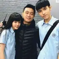 陈飞宇校服头像