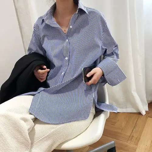 施悦名蓝白条纹衬衫女长袖2021春装新款韩版宽松中性男友上衣a