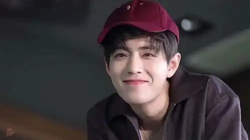 肖战高清背景图