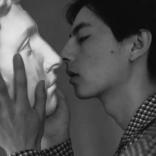 头像你与好运之间只差...