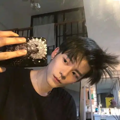 头像壁纸午夜时分,被拉黑了