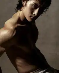 男人也塑身紧身衣约束出好身材