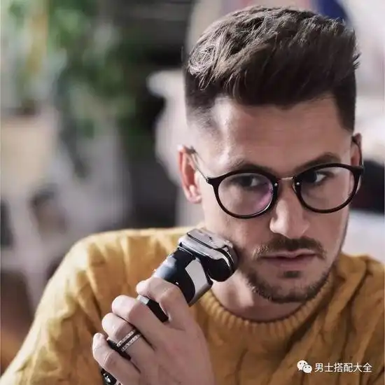 男人怎么正确的刮胡子,才能不伤皮肤