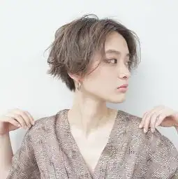 周冬雨新发型帅爆,短发女人原来这么好看