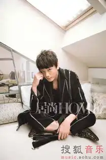 信拍摄居家生活大片曝光尽显成熟男人风范