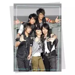 鲜肉脸也不耽误散发成熟男人魅力,年过四十的他才是真正的资深偶像啊