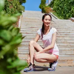 她是范冰冰闺蜜,身高同是168cm,身材甩范一条街