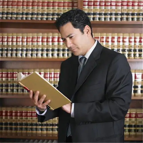 撑起一片天,男人40开什么车