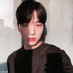 单眼皮男生适合什么发型单眼皮男生也可以很帅