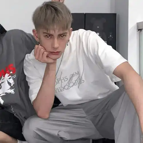 cp头像不要以为自己有几分姿色就了不起你们这种男孩子我见一个爱一个