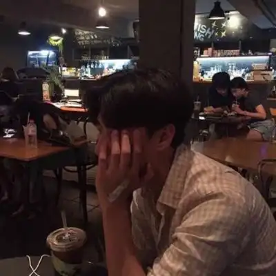 高清成熟帅气男生头像