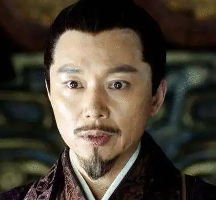 刘奕君婚姻失败后独自抚养孩子,这样的男人能不火吗