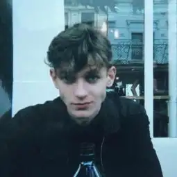 2018最火爆的微信头像霸气欧美男我路过人间路过地狱也路过你