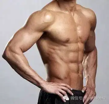 世界上最垃圾的健身房,却练出一群大肌霸打脸80的假健身者