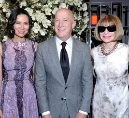 邓文迪竟这样撩汉新男友曝光是身价百亿的小鲜肉