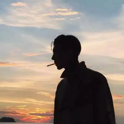 高清精品头像男,不在招摇过市只愿你喜欢