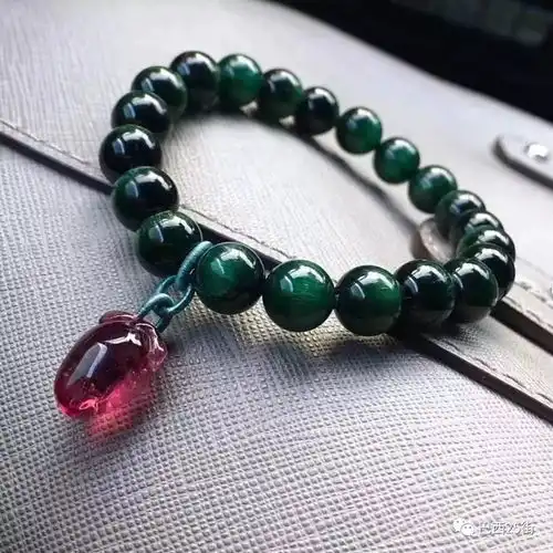 精品大颗粒巴西天然绿幽灵聚宝盆手链,晶体干净盆形好,颜色漂亮
