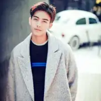 帅气男生qq头像干净利落的男生