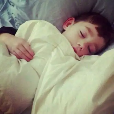 萌娃情侣头像一左一右2020最新款萌娃情头