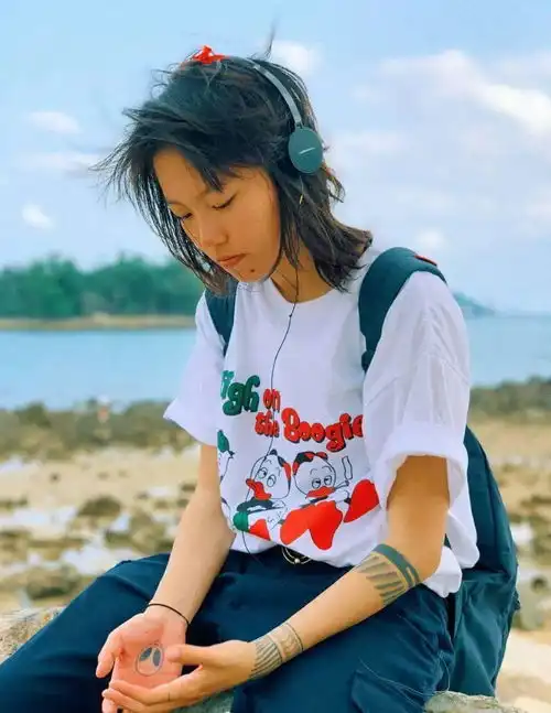 进可撩妹,退可掰弯,女生帅起来还有男生的事吗