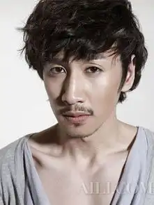 韩版跑男李光洙示范帅气男生烫发