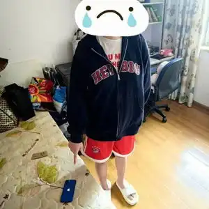 网恋12年英国男友竟是闺蜜假扮网恋12年英国男友竟是闺蜜假扮从未谋面不断要求转账