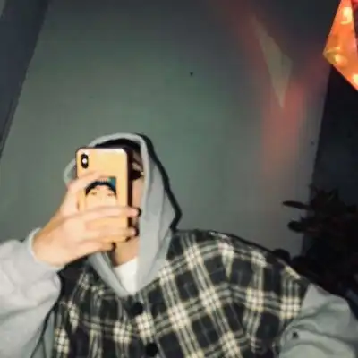 帅气的男生头像真人,愿意接受你所有的霸道