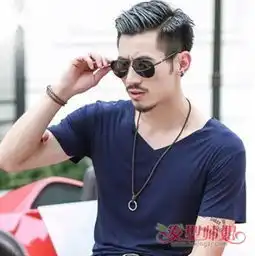 男生偏分头几几分好看男士头发偏左还是偏右发型师姐