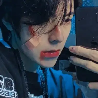 伤感的男生头像